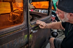 Ol-Skool-Ripleys-Pinstriping